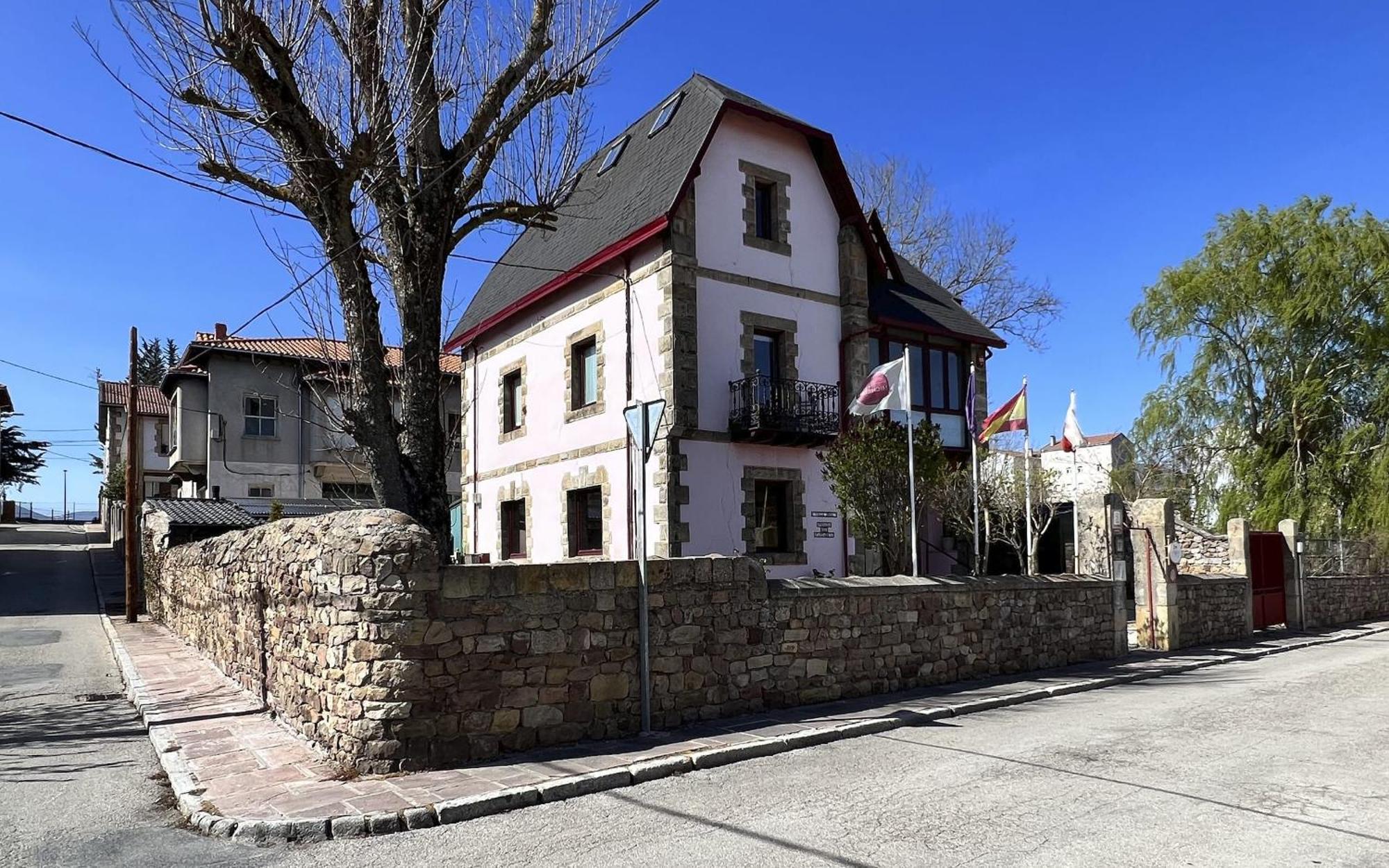 Posada Villa Rosa Reinosa Extérieur photo